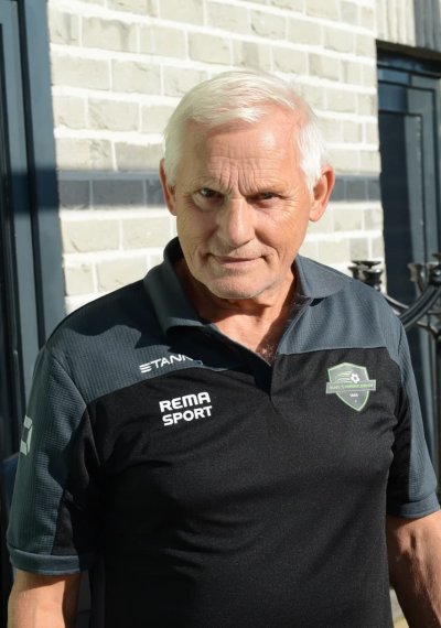 Raymond Bruninx - 012 23 39 81